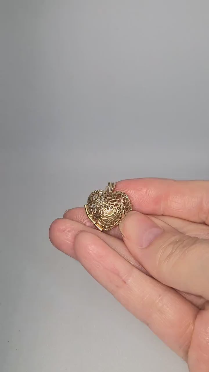 14k Gold Heart Locket: Sleepy Fox in Hedgerow Pendant Necklace - Unique Nature-Inspired Jewelry